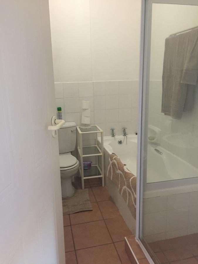 325 Leisure Bay Apartment *