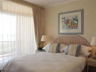 325 Leisure Bay * Cape Town
